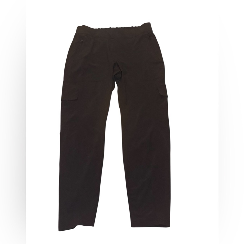 Athleta black Cargo Pants size 10 women’s with small defect